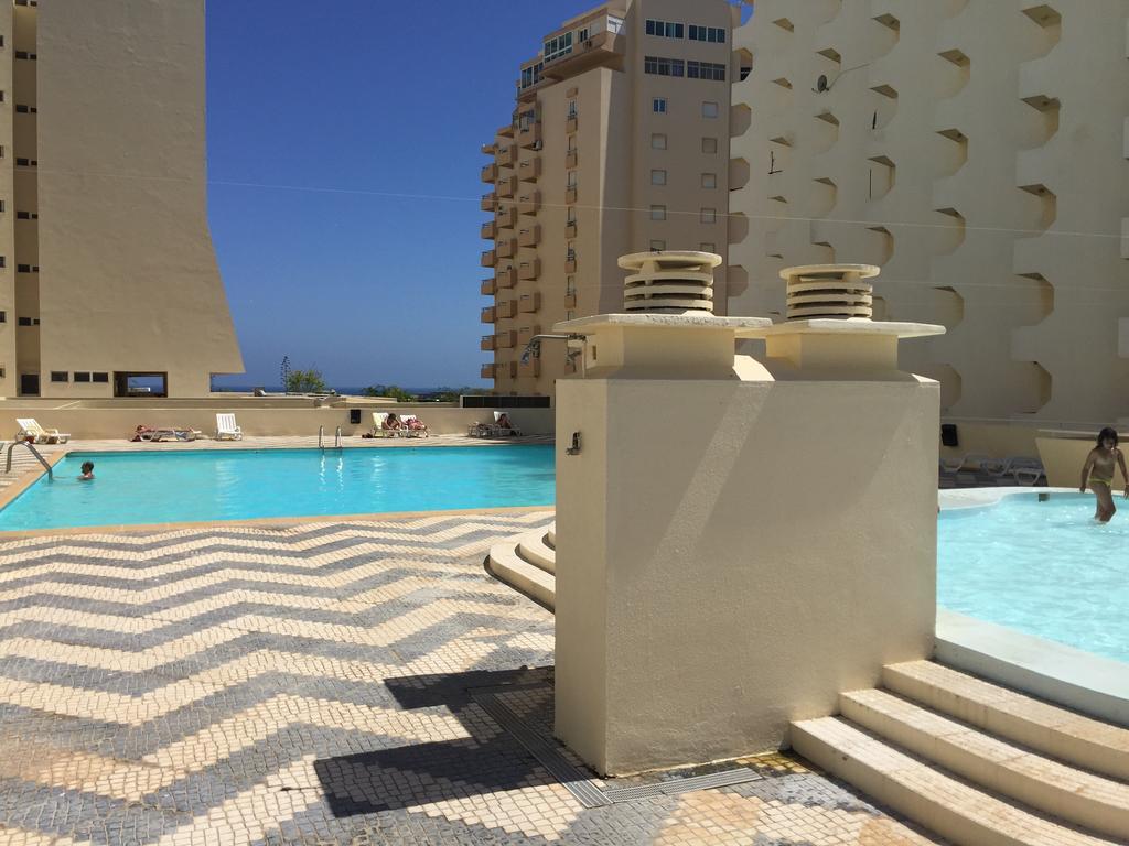 Portugal Algarve Beach Apartment Portimao Exterior photo