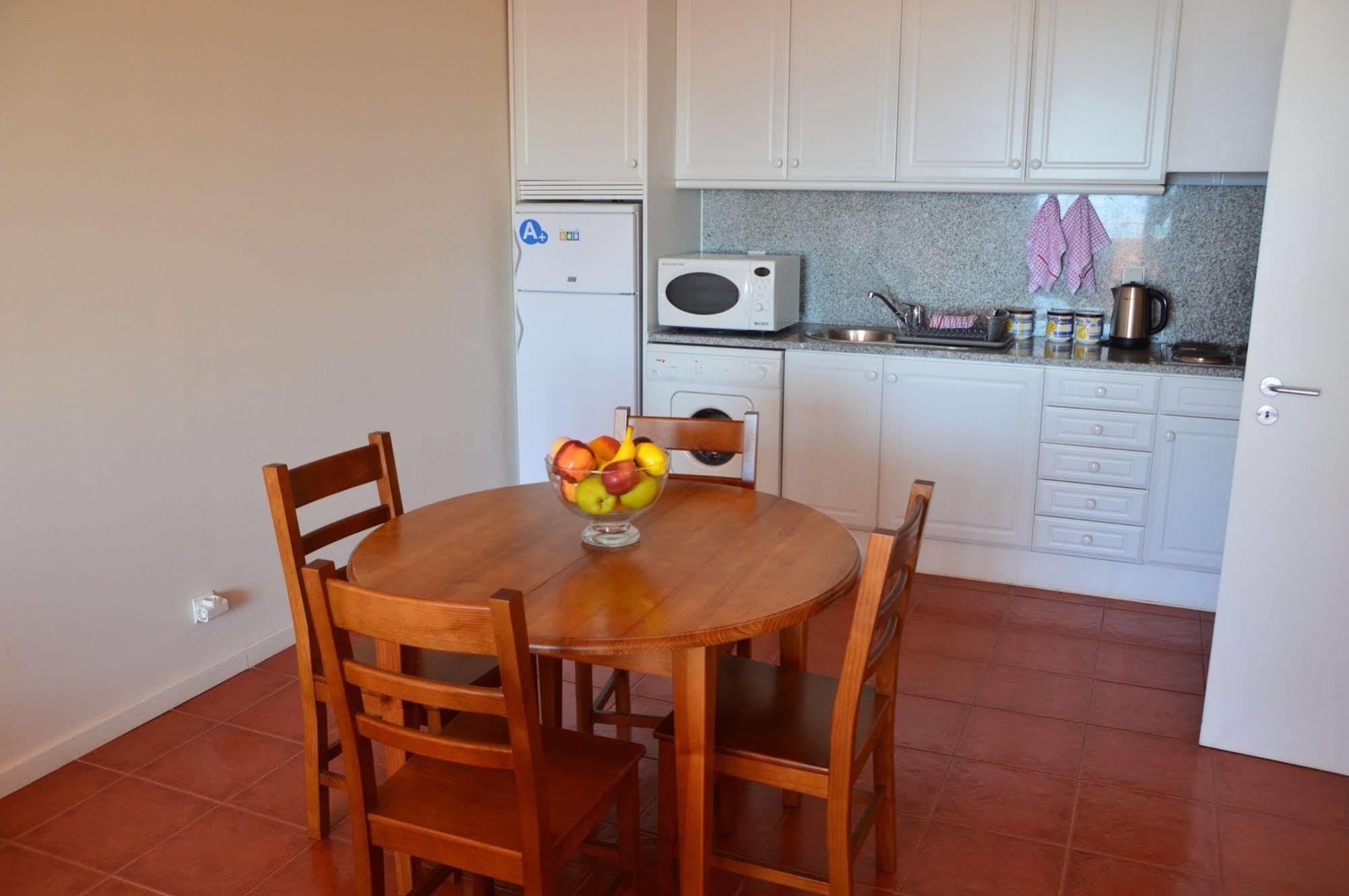 Portugal Algarve Beach Apartment Portimao Exterior photo